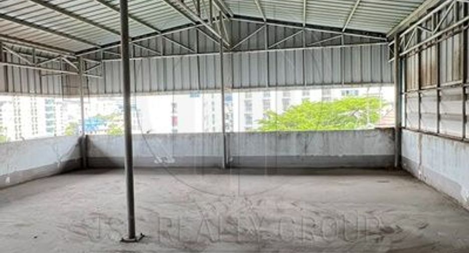 For rent and for sale 10 bedrooms hotel in Bang Na, Bangkok