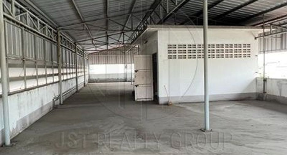 For rent and for sale 10 bedrooms hotel in Bang Na, Bangkok