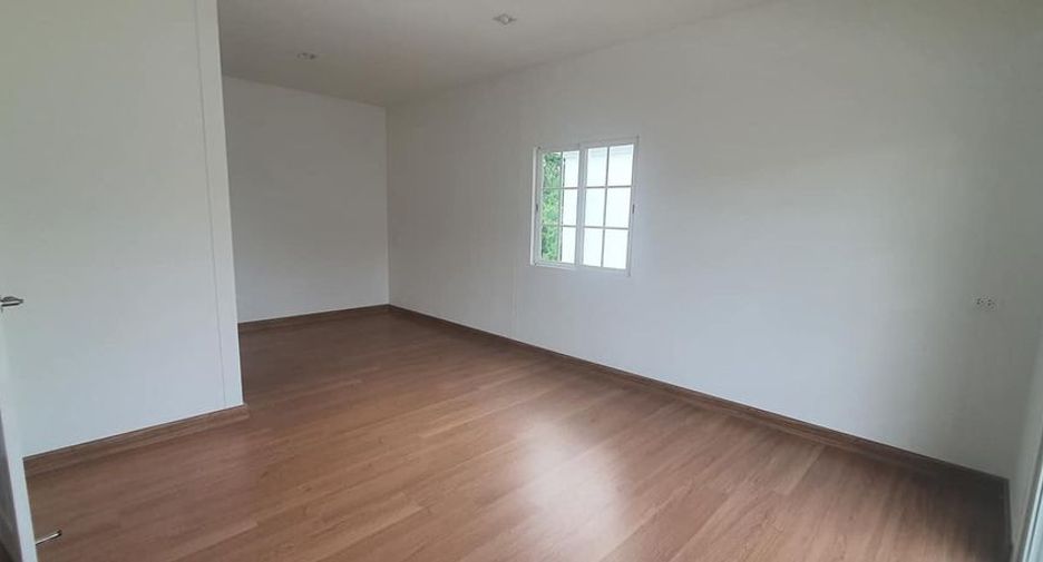For rent 4 bedrooms house in Pak Kret, Nonthaburi