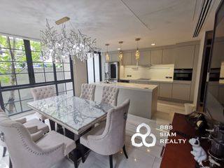 Reihenhaus zur Miete mit 4 Zimmer in Watthana, Bangkok