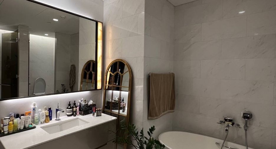 For sale 1 Beds condo in Pathum Wan, Bangkok
