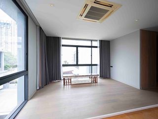 Casa en alquiler de 4 habitaciones en Watthana, Bangkok