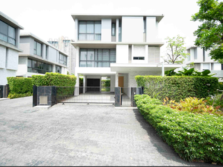 Casa en alquiler de 4 habitaciones en Watthana, Bangkok