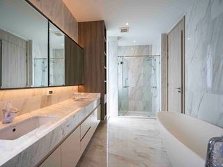 Casa en alquiler de 4 habitaciones en Watthana, Bangkok