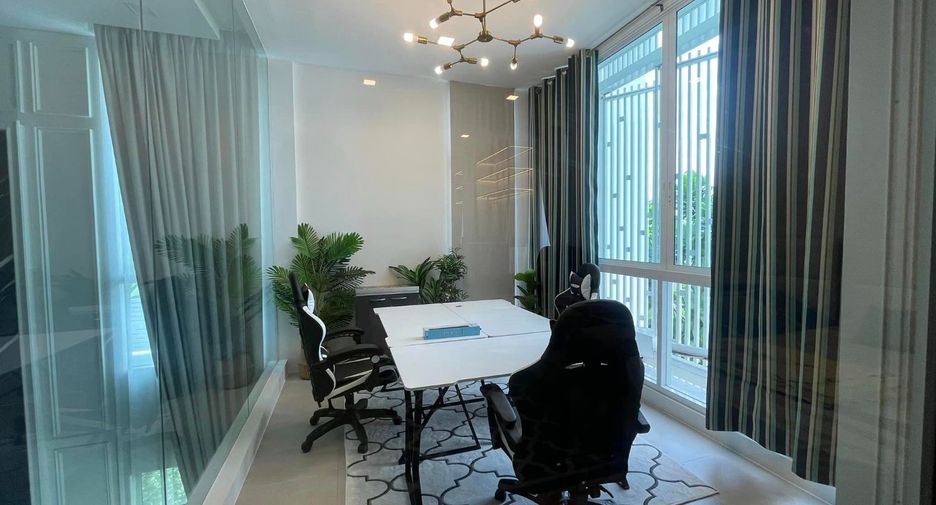 Casa en alquiler de 4 habitaciones en Bueng Kum, Bangkok