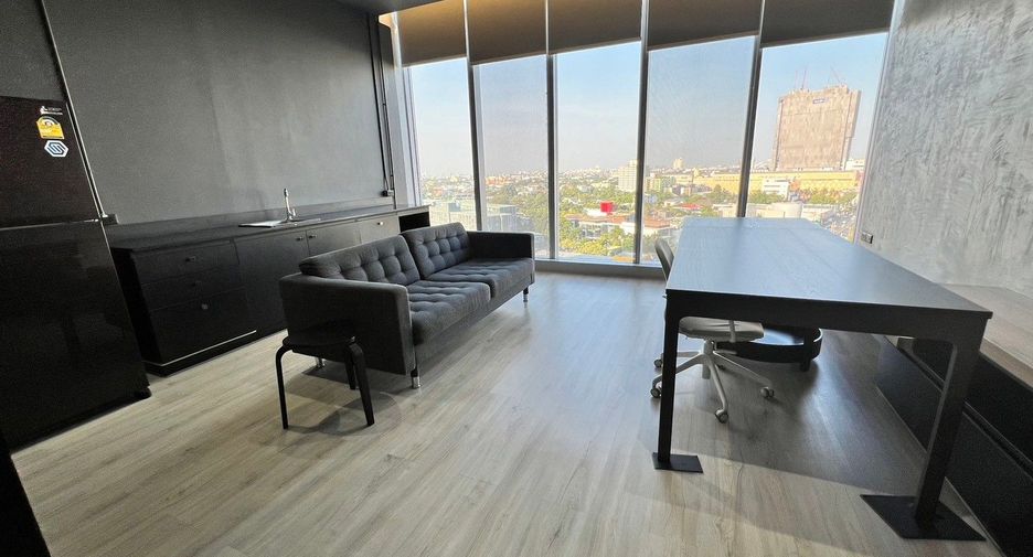 For rent 8 bedrooms office in Bang Kapi, Bangkok