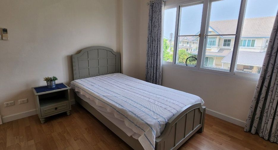 For rent 3 bedrooms house in San Sai, Chiang Mai