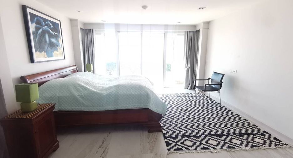 For rent and for sale 3 bedrooms condo in Bang Lamung, Chonburi
