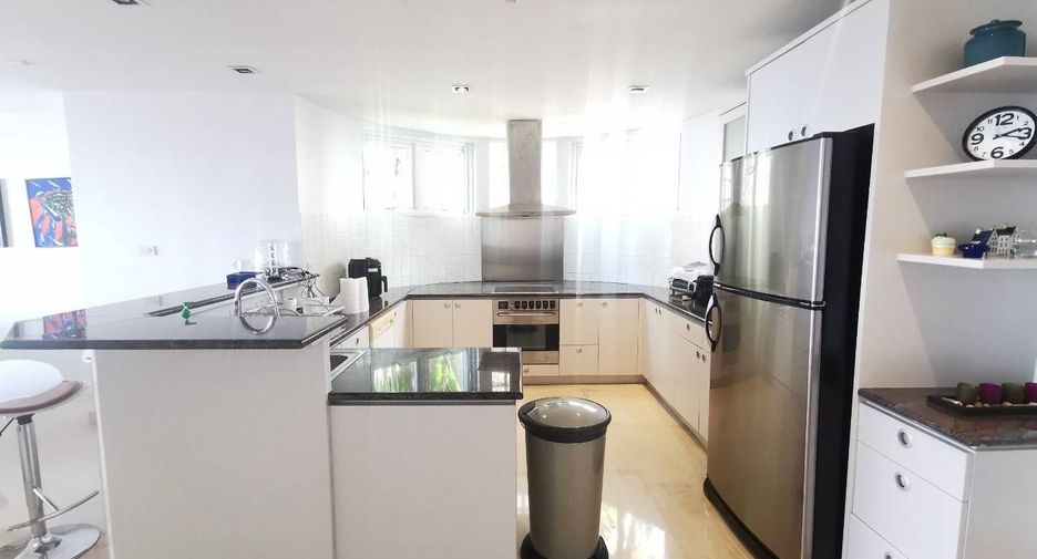 For rent and for sale 3 bedrooms condo in Bang Lamung, Chonburi