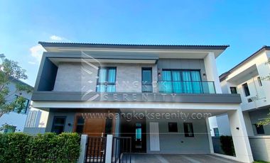 For sale 4 bed house in Bang Phli, Samut Prakan