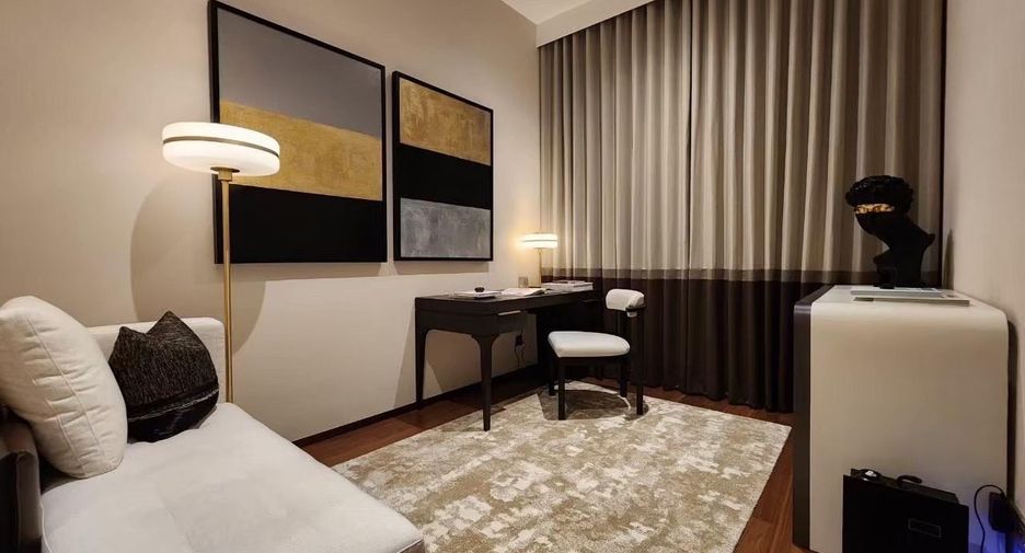 Condo en alquiler de 2 habitaciones en Khlong Toei, Bangkok