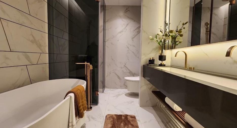 Condo en alquiler de 2 habitaciones en Khlong Toei, Bangkok