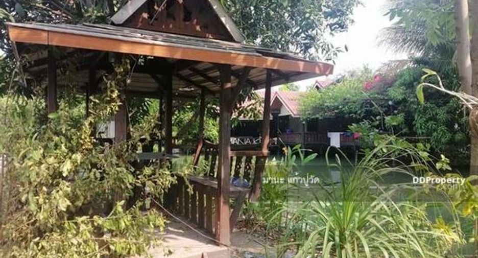 For rent and for sale land in Bang Len, Nakhon Pathom