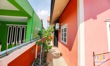 À vendre 3 chambres maison à Si Racha, Chonburi