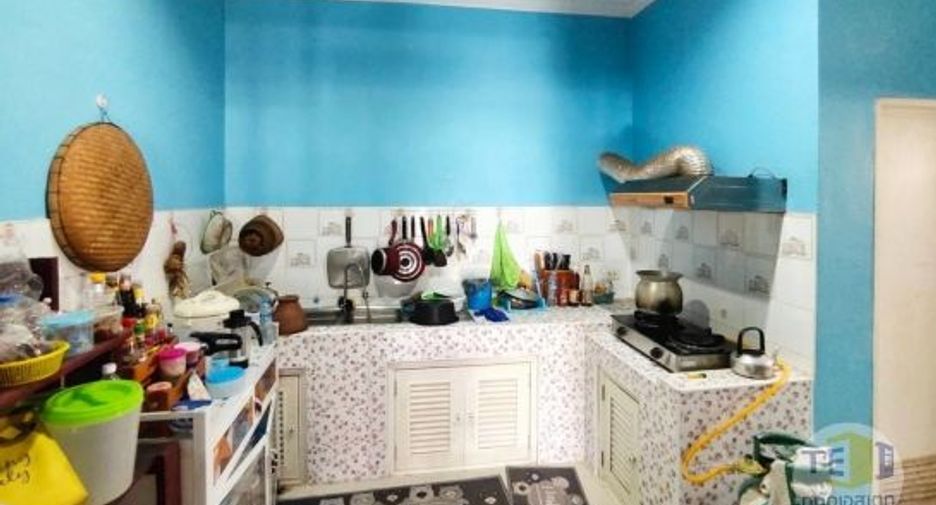 À vendre 3 chambres maison à Si Racha, Chonburi