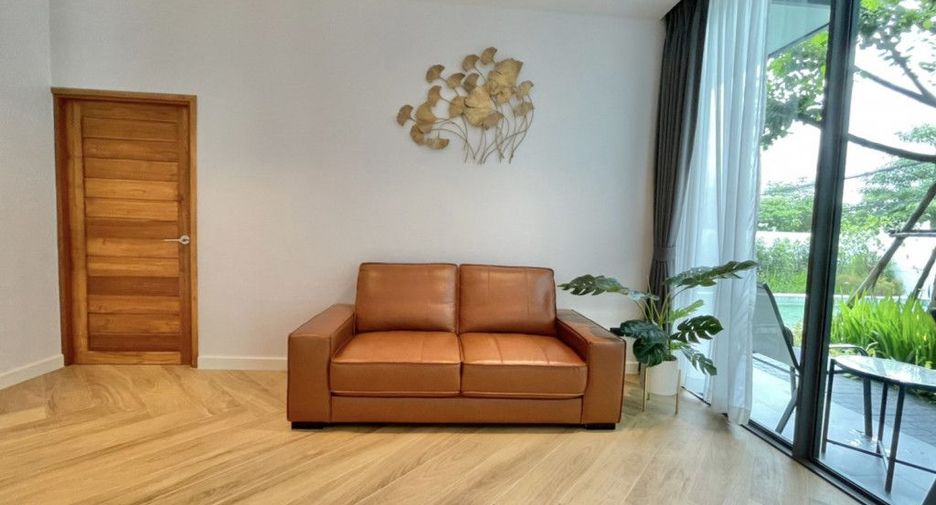 For rent 4 bedrooms house in Mueang Chiang Mai, Chiang Mai