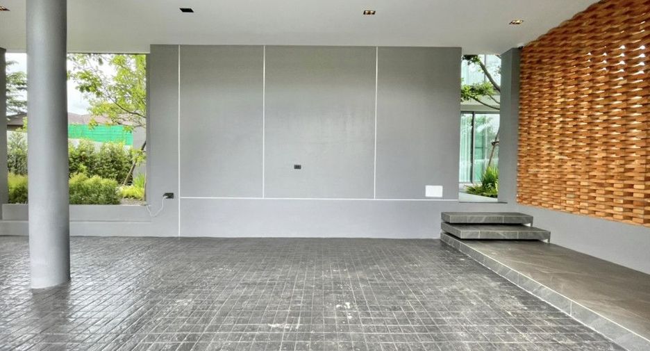 For rent 4 bedrooms house in Mueang Chiang Mai, Chiang Mai