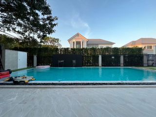 For rent 5 bedrooms house in Lat Krabang, Bangkok