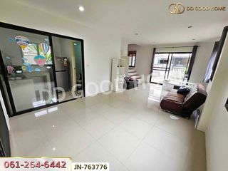 For sale 3 bed townhouse in Mueang Nakhon Pathom, Nakhon Pathom