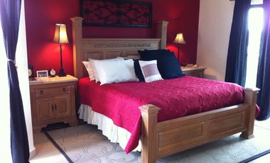 For rent and for sale 4 bedrooms condo 