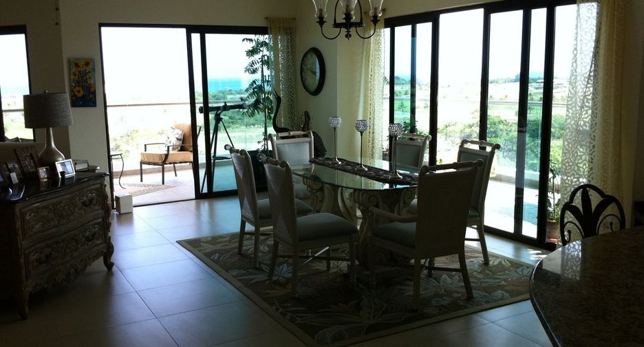 For rent and for sale 4 bedrooms condo 