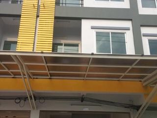 For sale 4 Beds retail Space in Mueang Chon Buri, Chonburi