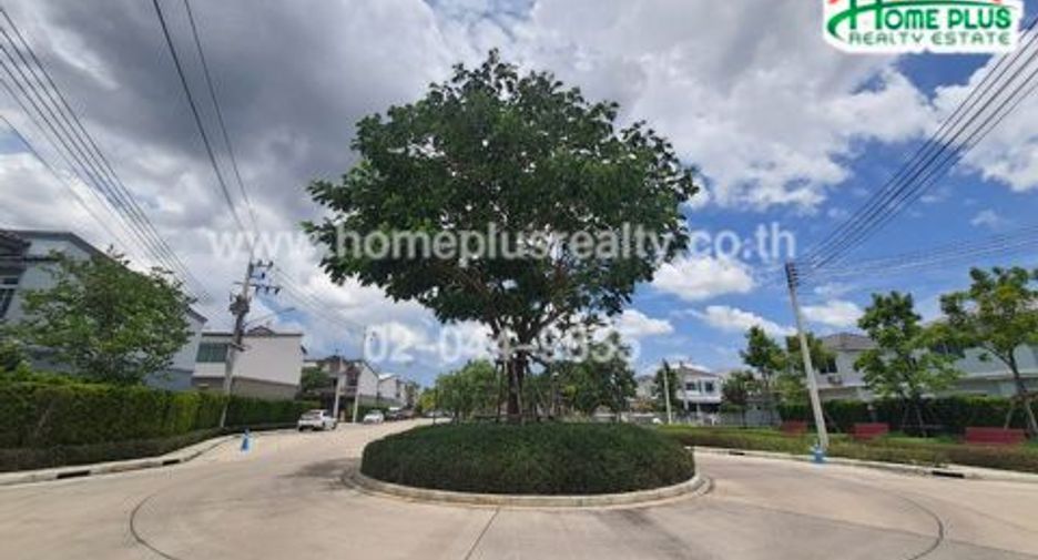 Casa adosada en venta de 2 habitaciones en Krathum Baen, Samut Sakhon
