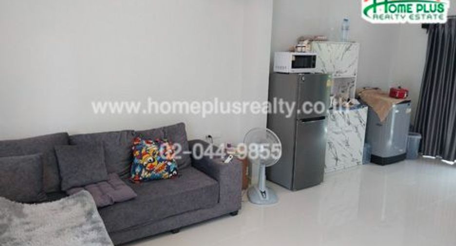 Casa adosada en venta de 2 habitaciones en Krathum Baen, Samut Sakhon