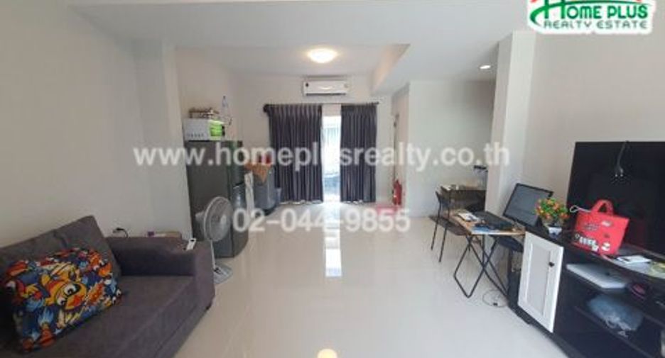 Casa adosada en venta de 2 habitaciones en Krathum Baen, Samut Sakhon
