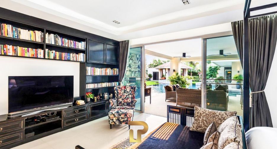 Villa zum Kauf mit 8 Zimmer in Bang Lamung, Chonburi