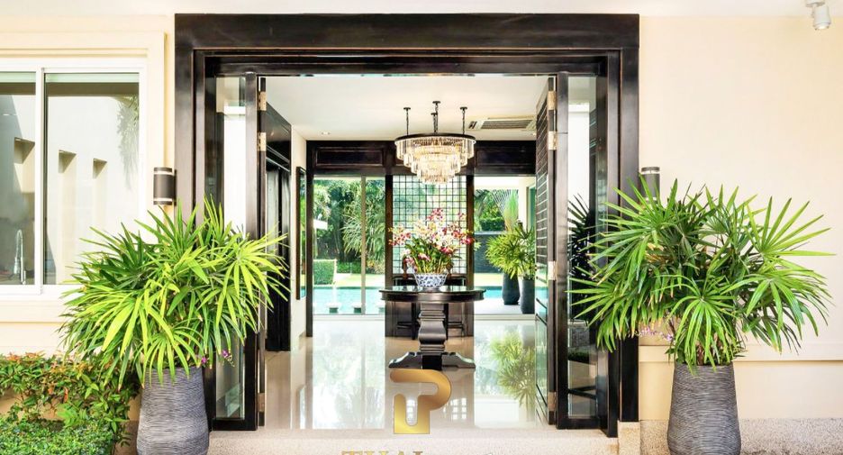 Villa zum Kauf mit 8 Zimmer in Bang Lamung, Chonburi