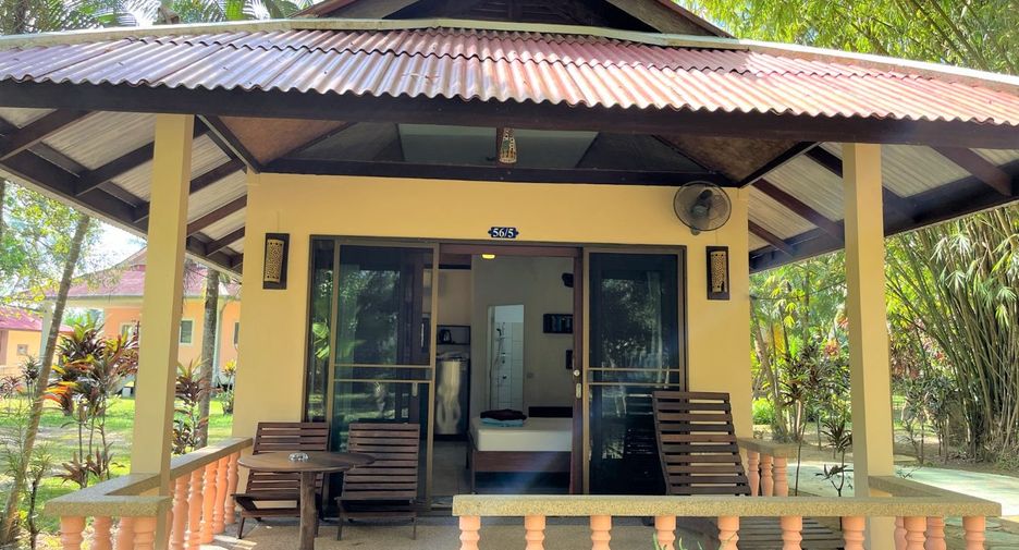For sale 10 Beds retail Space in Takua Pa, Phang Nga