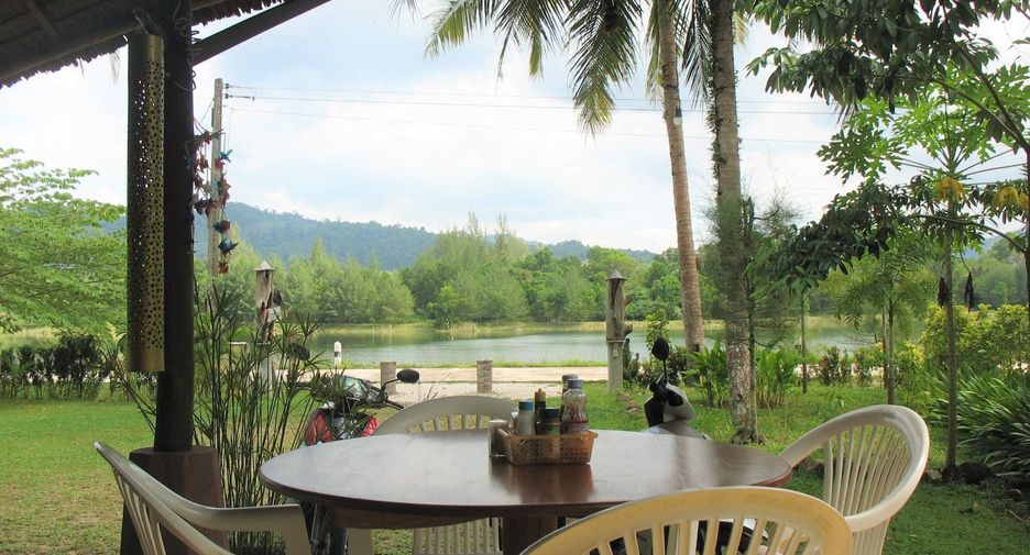 For sale 10 Beds retail Space in Takua Pa, Phang Nga