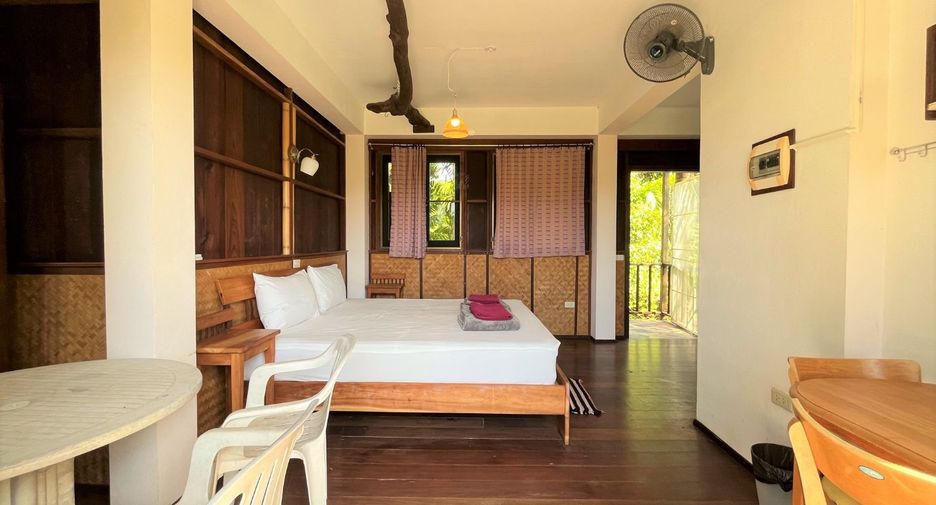 For sale 10 Beds retail Space in Takua Pa, Phang Nga