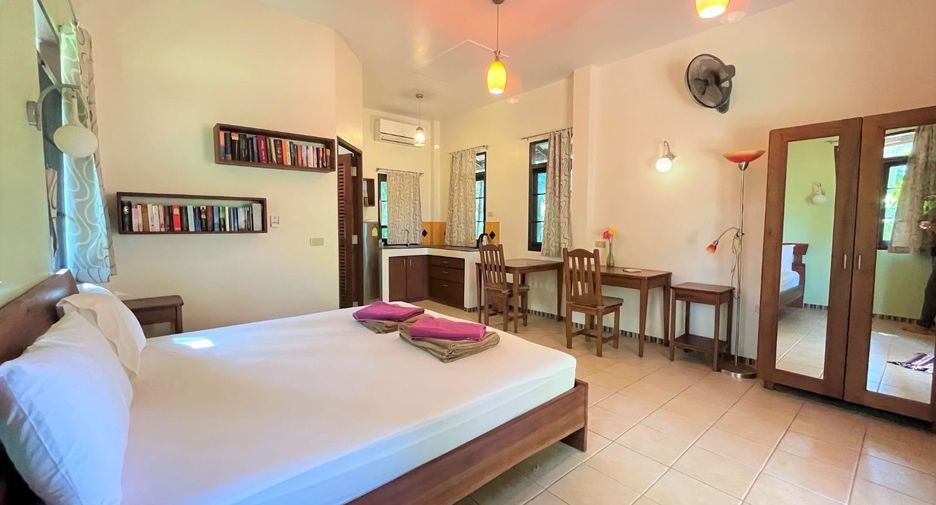 For sale 10 Beds retail Space in Takua Pa, Phang Nga