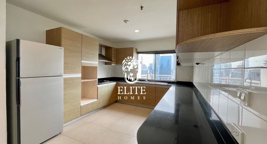 For rent 4 bedrooms condo in Sathon, Bangkok