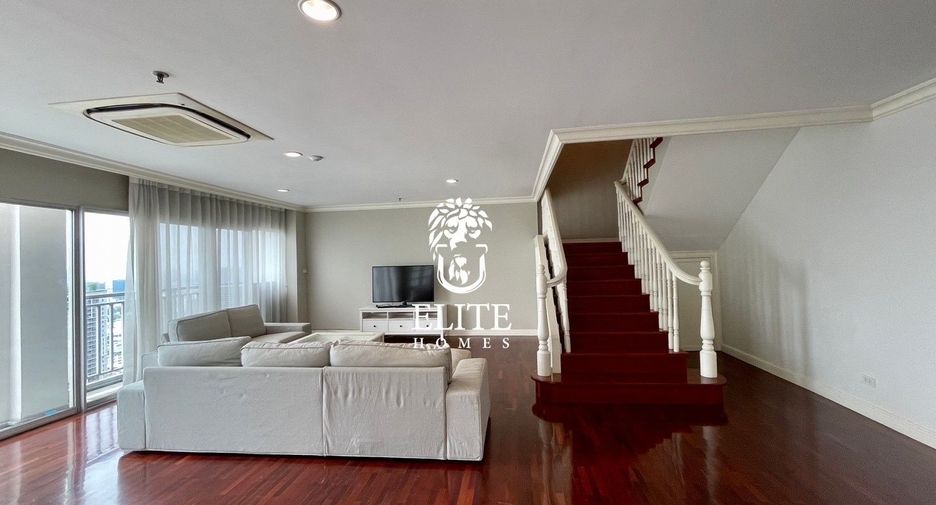 For rent 4 bedrooms condo in Sathon, Bangkok