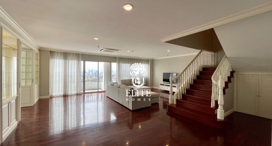 For rent 4 bedrooms condo in Sathon, Bangkok