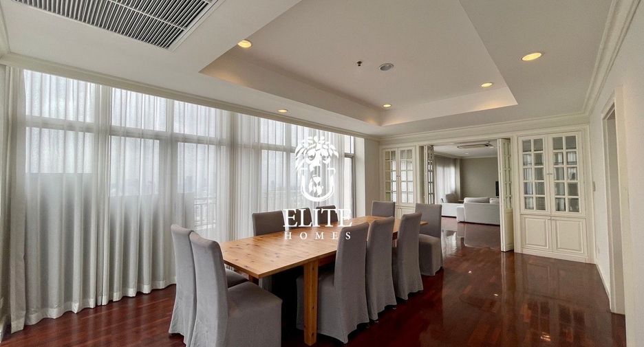 For rent 4 bedrooms condo in Sathon, Bangkok