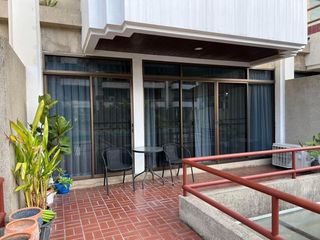 出租 和 出售 4 卧室 联排别墅 在 Suan Luang, 曼谷