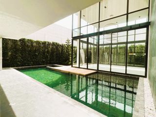 For sale 8 Beds house in Lat Phrao, Bangkok