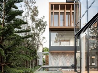 For sale 8 Beds house in Lat Phrao, Bangkok