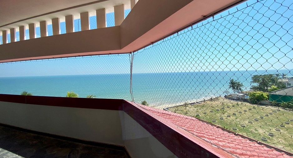 For sale 4 bedrooms condo in Cha Am, Phetchaburi