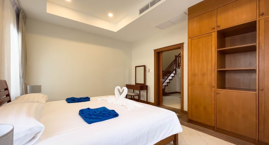 For rent 4 bedrooms villa in Thalang, Phuket