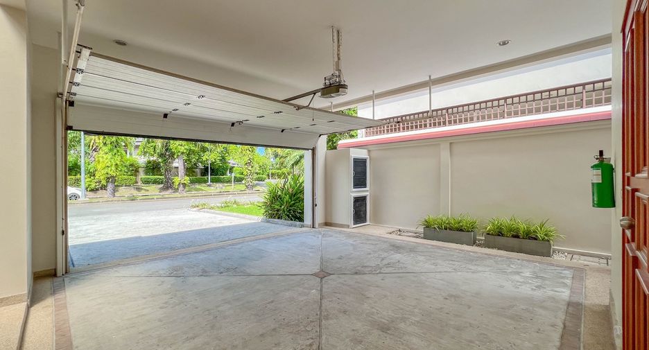 For rent 4 bedrooms villa in Thalang, Phuket