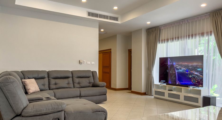 For rent 4 bedrooms villa in Thalang, Phuket