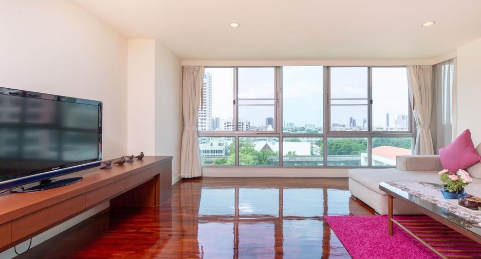 For rent 4 bed serviced apartment in Sathon, Bangkok