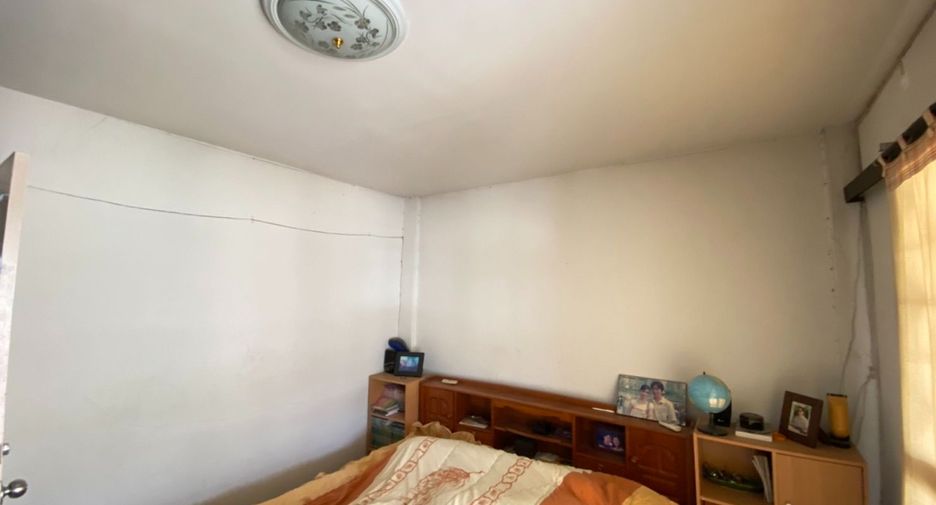 For sale 4 bedrooms townhouse in Bang Khen, Bangkok