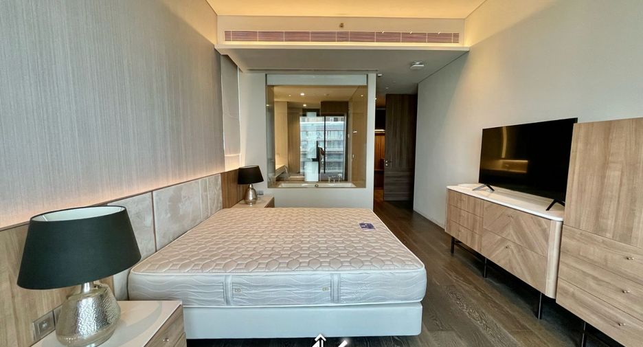 For rent 3 bedrooms condo in Watthana, Bangkok