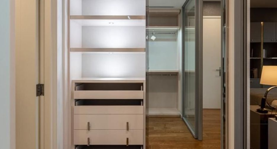 For rent and for sale 1 bed condo in Sathon, Bangkok
